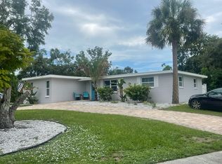 11450 Easy St, Largo, FL 33773