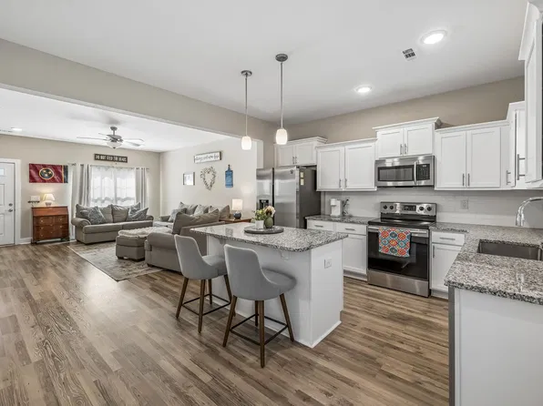 111 Dry Creek Commons Dr, Goodlettsville, TN 37072