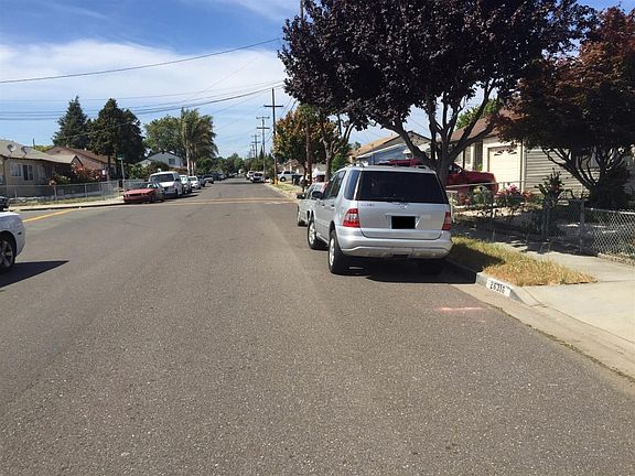 4th image of 26316 Stanwood Ave