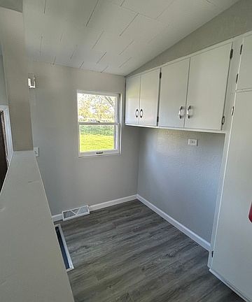 5th image of 227 A St