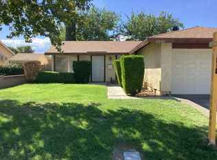 2206 W Avenue K #14, Lancaster, CA 93536