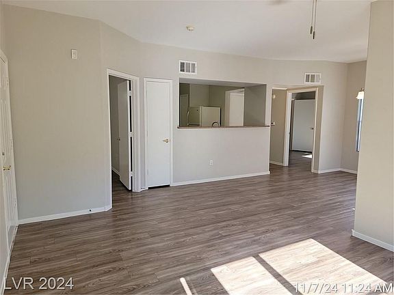 3rd image of 45 Maleena Mesa St Building 1515-15