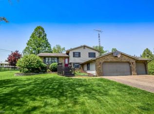 2445 Shirley Ann Ave SW, Canton, OH 44706