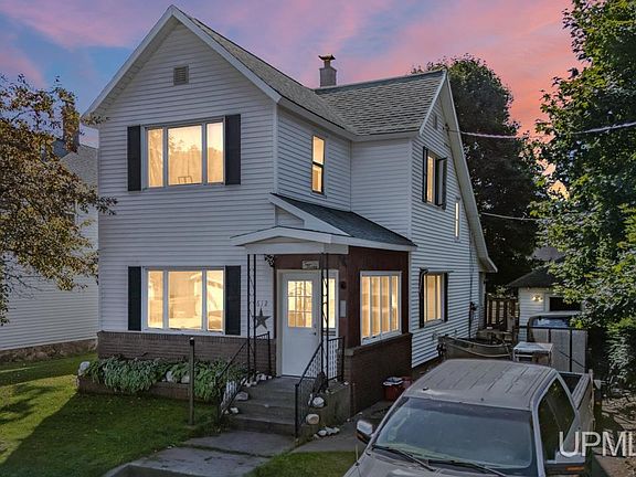 3rd image of 612 Maurice St