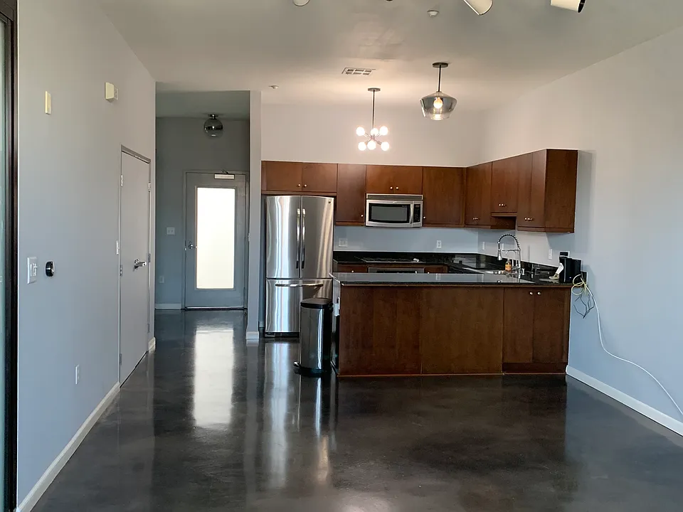 435 W Center Street Promenade #220
