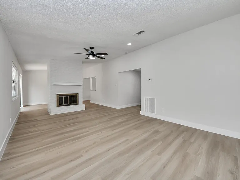 7427 Willow Oak Dr — Photo 20