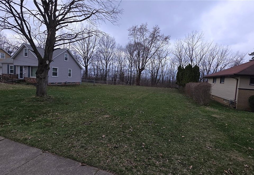2nd image of 4930 E 81st St