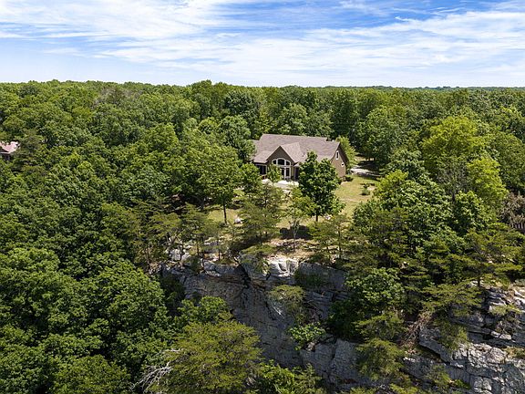 77th image of 3099 Sunset Dr