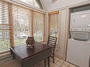 842 Crest Pines Ln, Crest, PA 18350