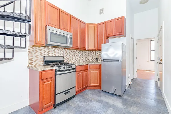 Rented by MySpaceNYC | media 2