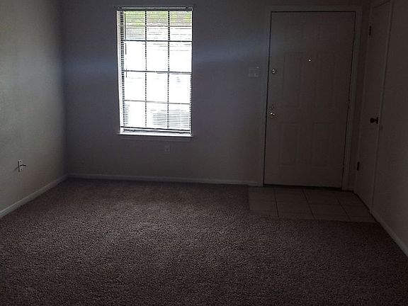 2nd image of 904 N 7th St #B