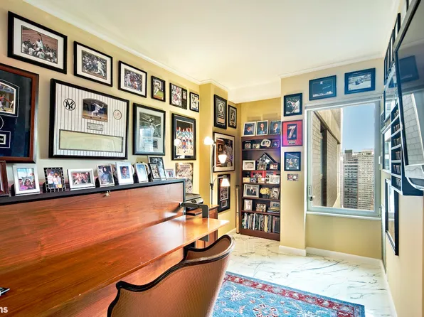 425 East 58th Street image 13 of 13