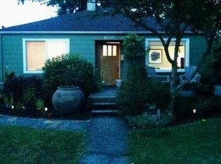 8150 28th Ave SW, Seattle, WA 98126