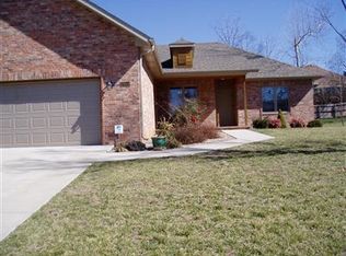 3904 N Franklin Ave, Springfield, MO 65803
