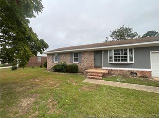 5947 Lexington Dr, Hope Mills, NC 28348