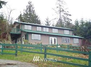 9909 N Cedarvale Loop Rd, Arlington, WA 98223