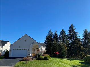 5573 Lakewood Trl S, Canandaigua, NY 14424