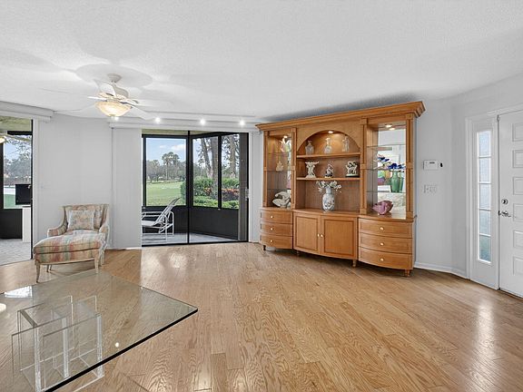 5th image of 15355 Strathearn Drive #10202