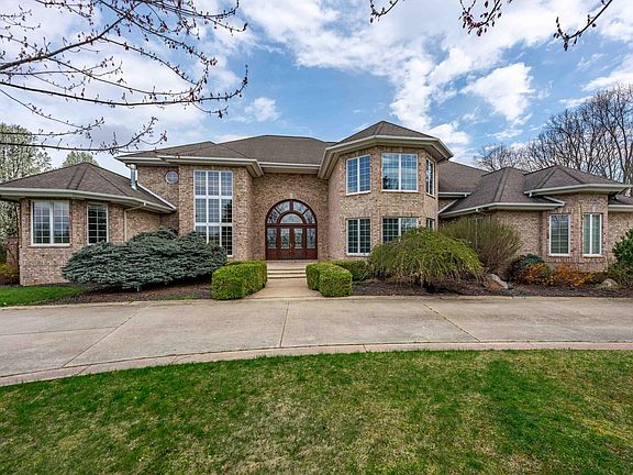 2nd image of 2528 Kingston Farm Ln