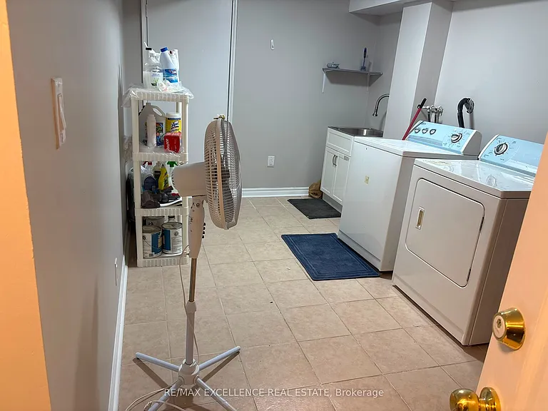 38 Dells Cres #BASEMENT — Photo 11