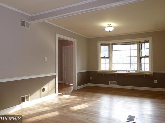 4th image of 5907 Coral Sea Ave