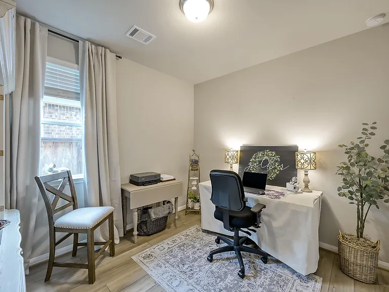 7099 Silverleaf Oak St — Photo 17