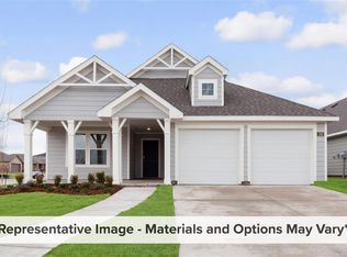 100 Clear Creek Ln, Terrell, TX 75160