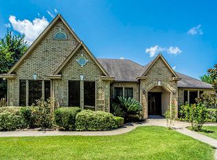 7015 Isla St, Brookside Village, TX 77581