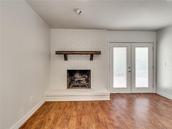 5th image of 11613 Oakdale St