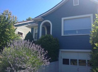 6220 26th Ave NE, Seattle, WA 98115