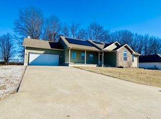 1700 Crestwood Dr, Lamar, MO 64759