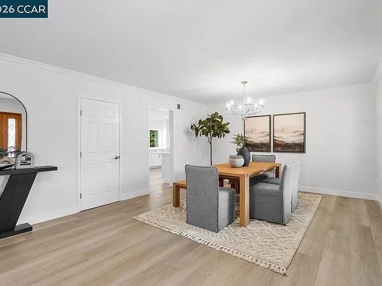 1306 Brookside Dr — Photo 12