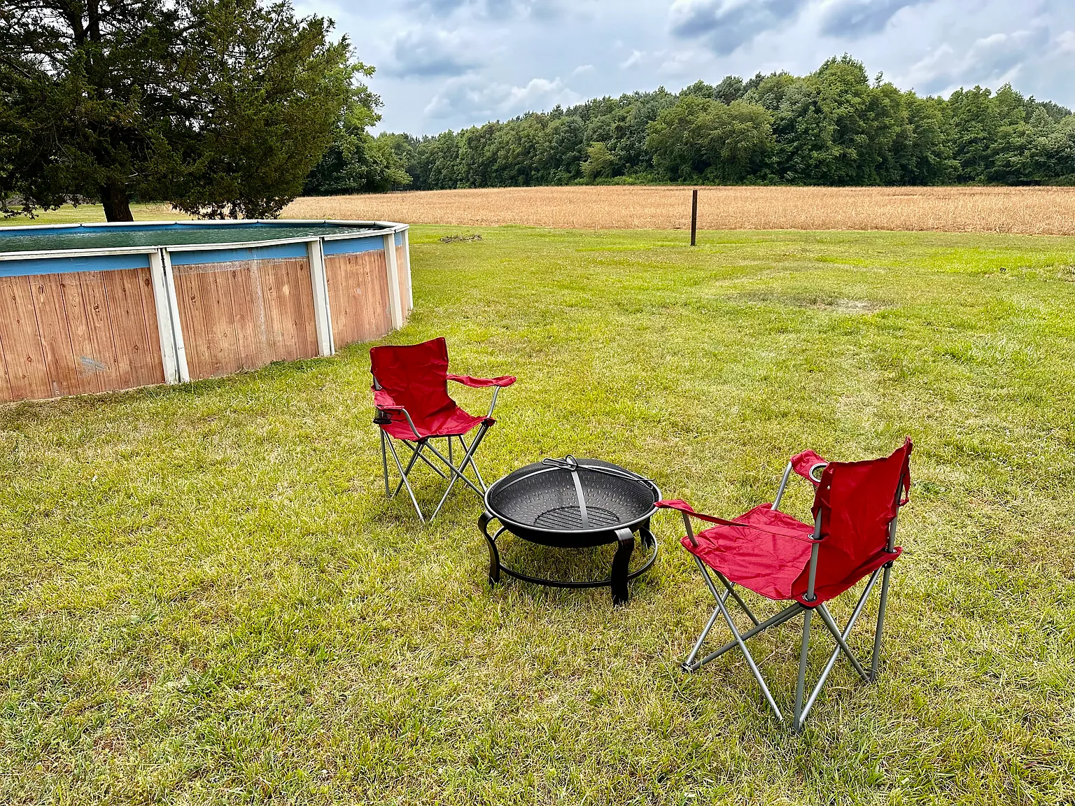 7 bed, 3226 sqft, $645 — Photo 2