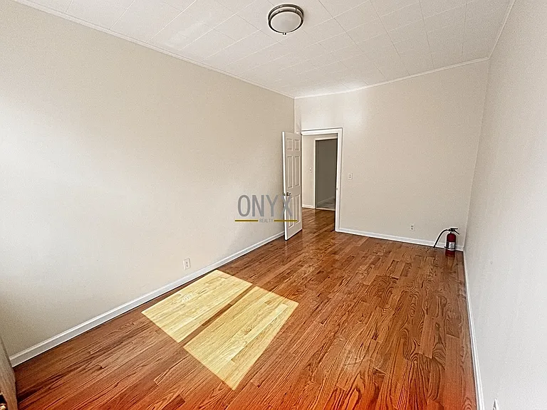6293 60th St #1 — Photo 8