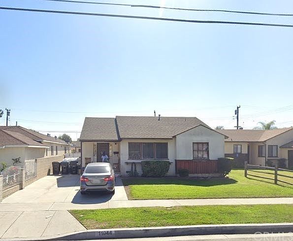 1st image of 11044 Ferina St