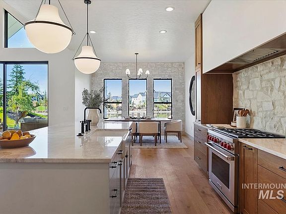5th image of 3491 N Templeton Way