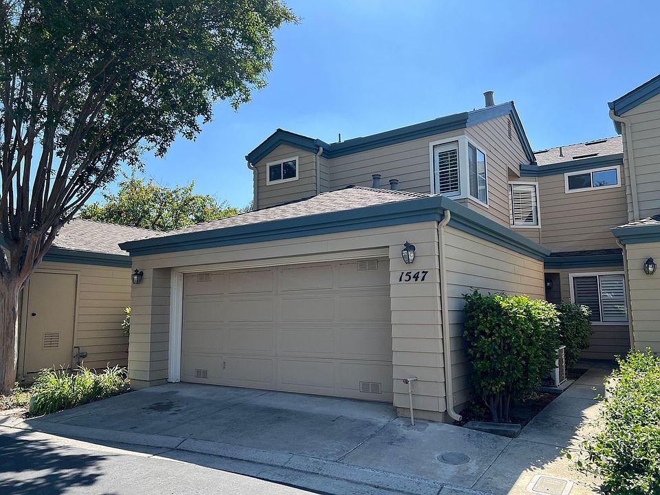 1st image of 1547 Fairway Green Cir