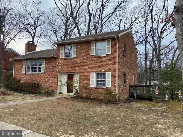 656 S Harrison St, Arlington, VA 22204