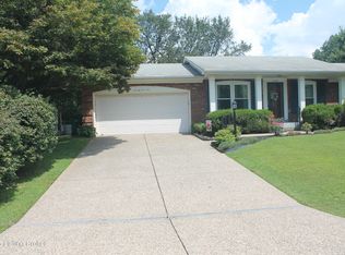7105 Rolling Creek Blvd, Hollow Creek, KY 40228