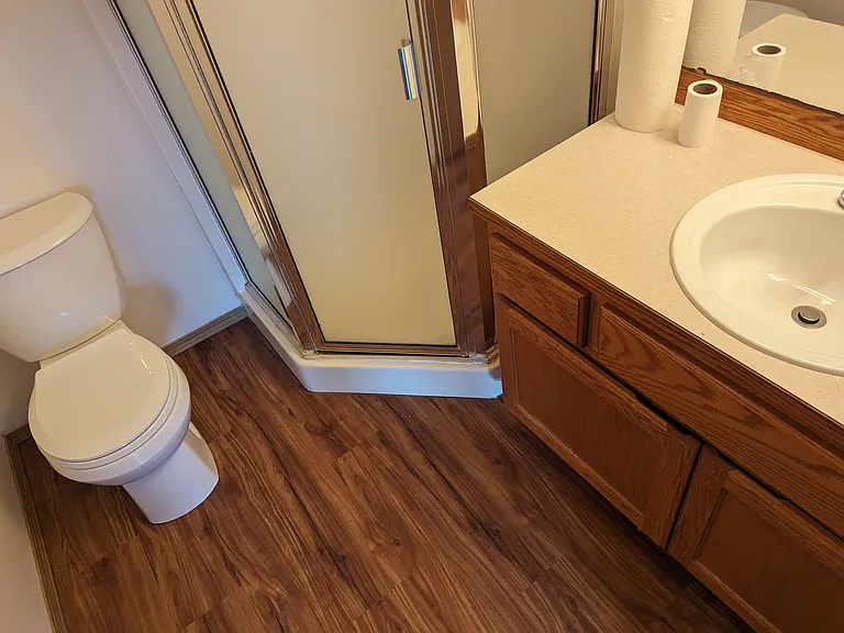 105th Pl NE — Photo 11
