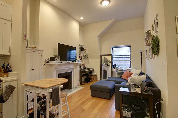 Rented by Guidance Realty Corp. | media 3