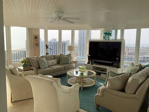 4th image of 334 Padre Blvd #1402