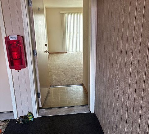 3rd image of 423 SW 155th St APT H