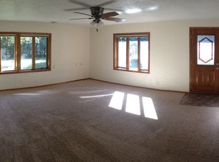 630 N Idaho St, Salem, SD 57058