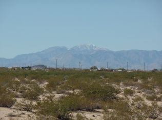 740 Lucille Ln, Joshua Tree, CA 92252