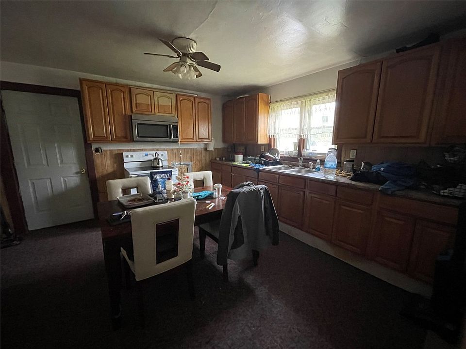 1319 Day Hollow Rd, Endicott, NY 13760 Zillow