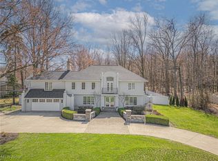 31815 Lake Rd, Avon Lake, OH 44012