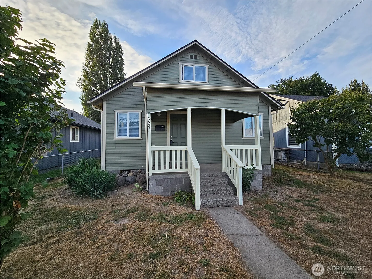 329 24th Street photo 1