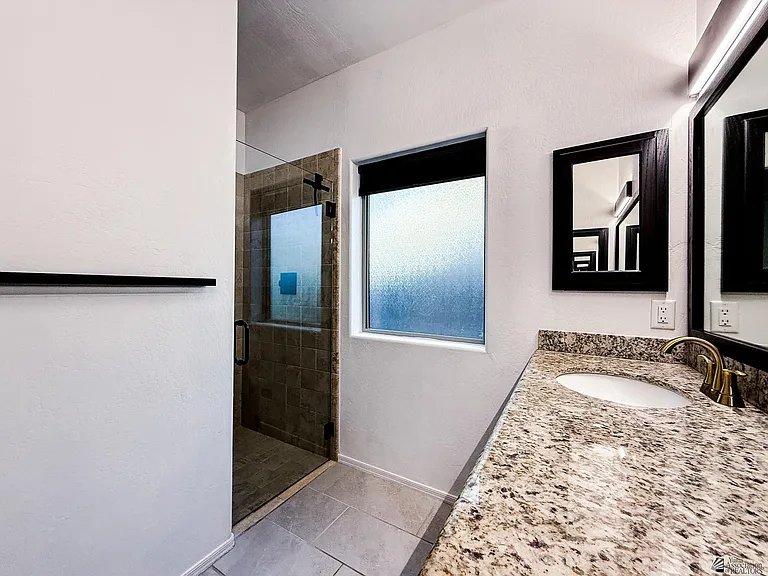 4461 W 26th Pl — Photo 22