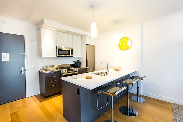 Rented by Two Trees | media 28